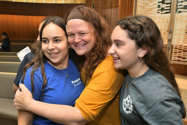 JEA Isenberg celebrates students