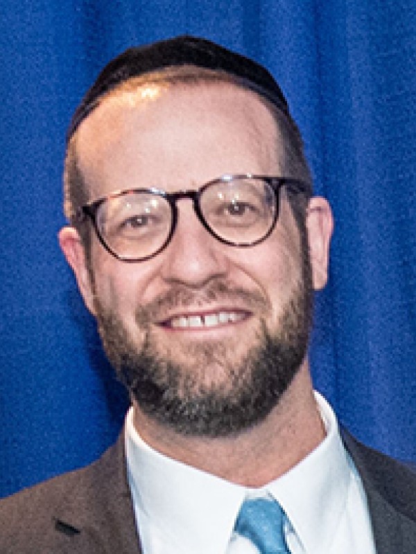 Educator Shimon Abramczik