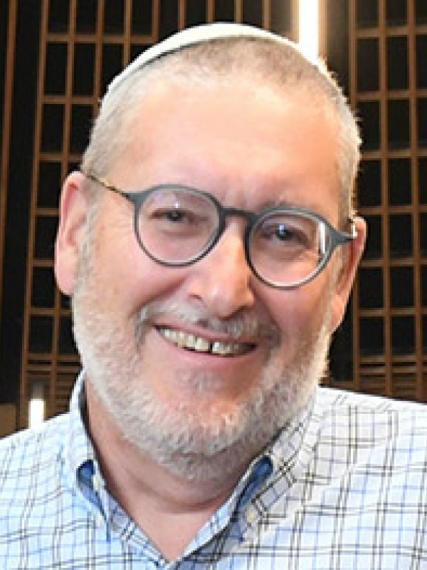 Educator Eric Hartung