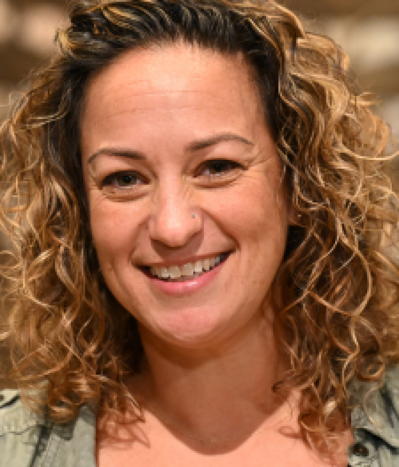 2023 sarah shpall headshot