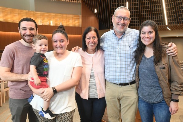 2019 Eric Hartung Notification Family