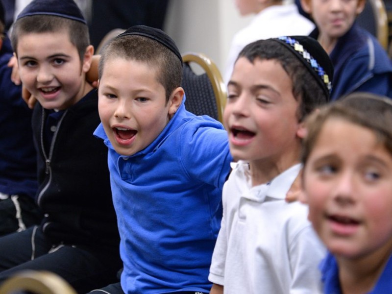 Menachem Mendel Greenbaum Notification