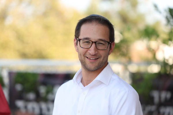 2024 rabbi ari schwarzberg jewish educator awards BIO 1