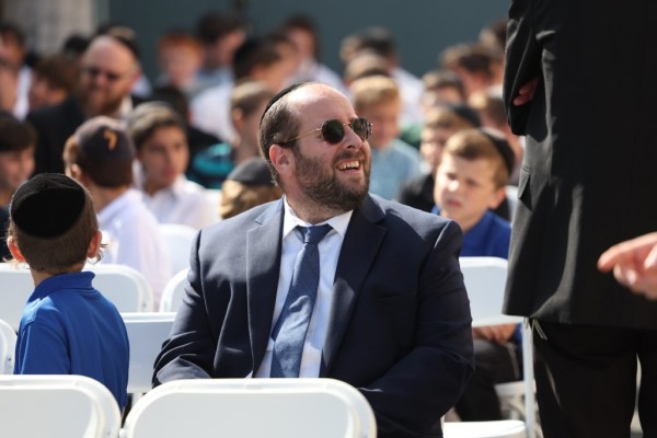 Rabbi Yossi Elefant Notification